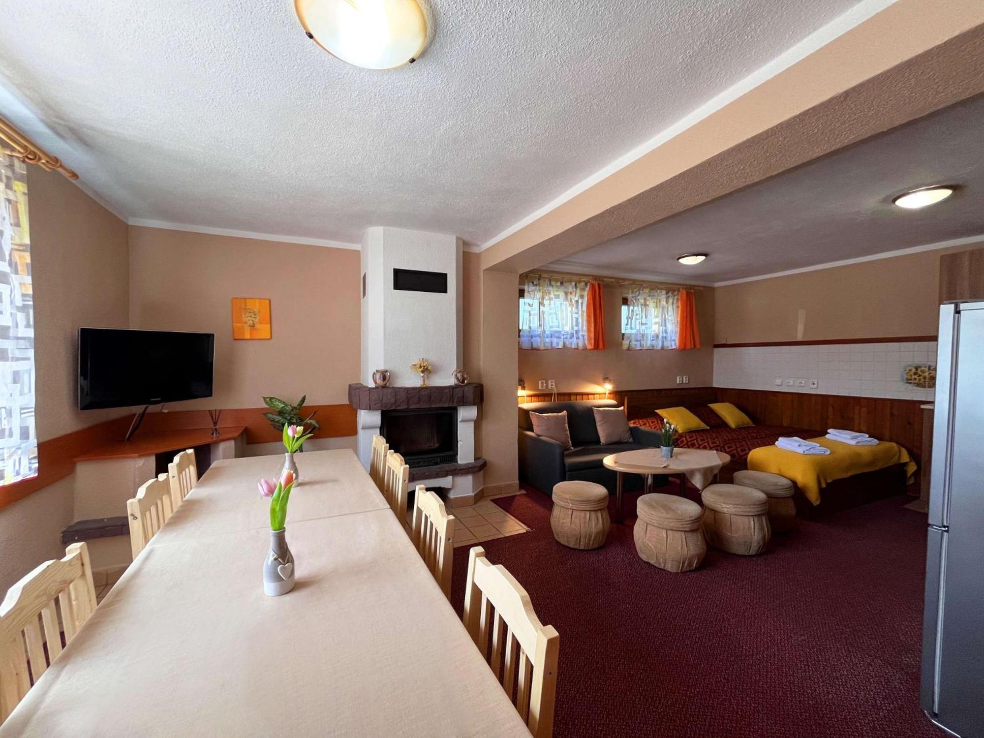 Jurika Liptov Aparthotel ลิฟตอฟสกีมิคูลาช ภายนอก รูปภาพ