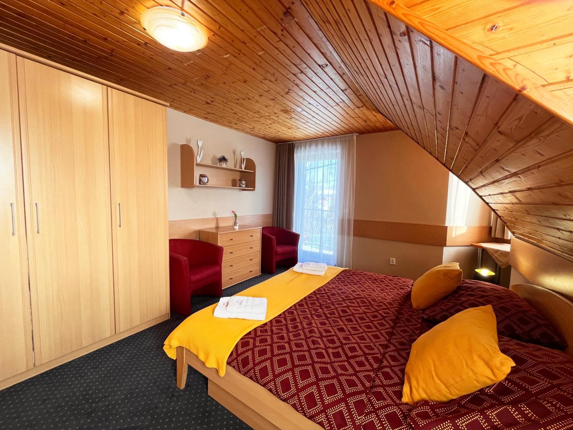 Jurika Liptov Aparthotel ลิฟตอฟสกีมิคูลาช ภายนอก รูปภาพ